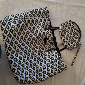 Vera Tote with Wristlet